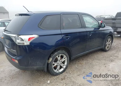 2014 Mitsubishi Outlander Se z USA, uszkodzony, nr VIN JA4AD3A35EZ017621